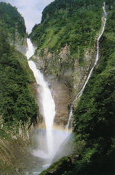 称名滝の写真