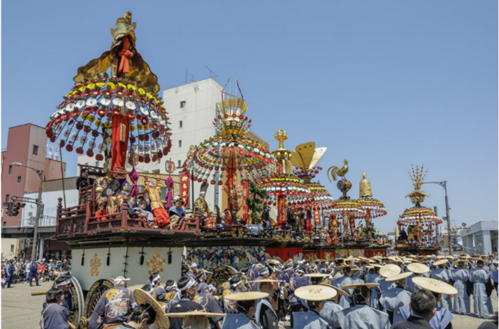 高岡御車山祭