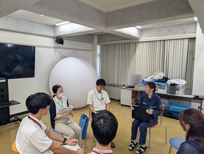 座談会