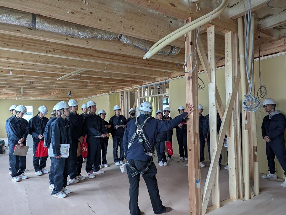 参考写真（木造現場）