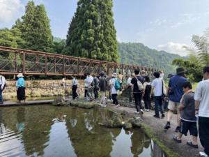 ガイドツアー