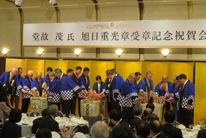 鏡割り