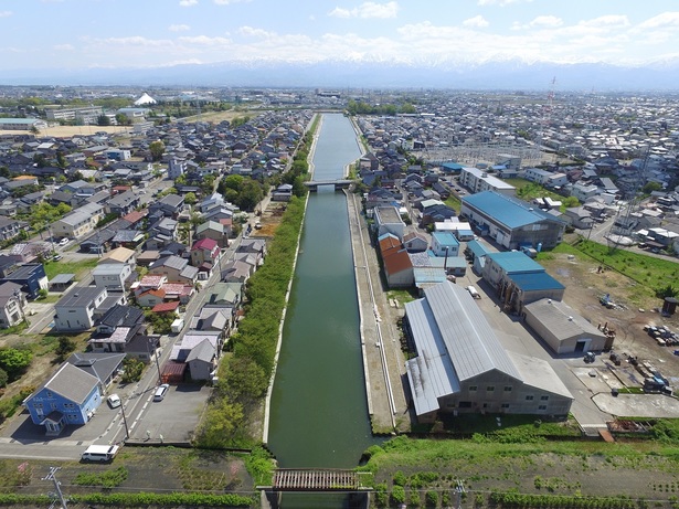 上空から見た住友運河の写真