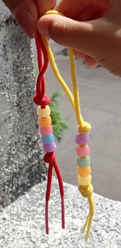 ビーズストラップ