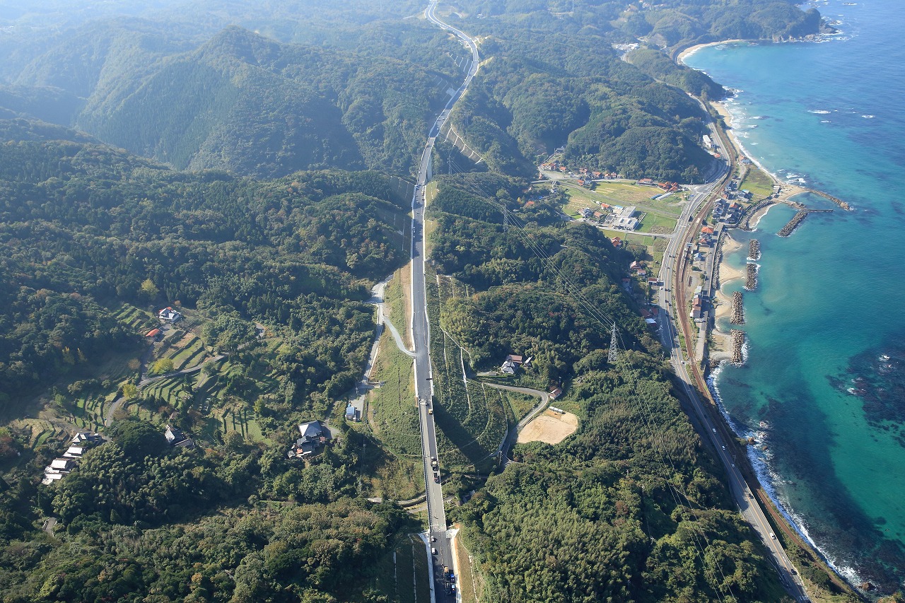 山陰自動車道(浜田・三隅道路)