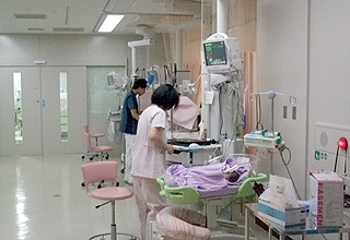 県立中央病院のＮＩＣＵ（新生児集中治療管理室）